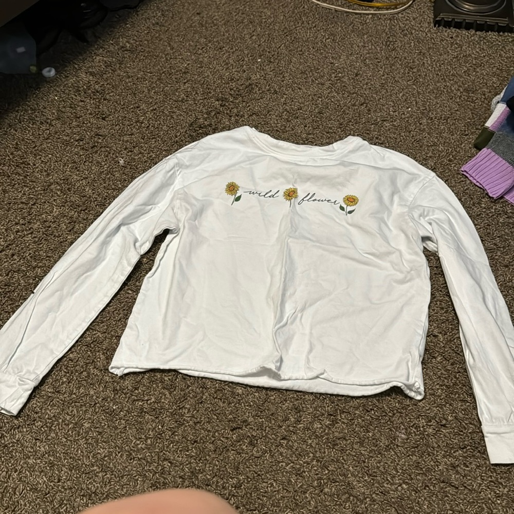 Long sleeve crop top